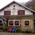Das Rifugio Branca - idyllisch gelegen im Val dei Forni. | Foto: Anke Hoffmann