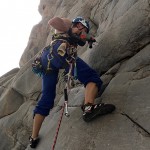 Andi beim Bohren im "Kubrah Canyon". | Foto: B. Trautmann