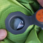 Hier sieht man die Isolationsschichten und die Beschichtung im Inneren der Sea to Summit ComfortLight Insulated Mat. | Foto: Afra Gethöffer