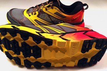 Hoka One One Challenger ATR 2 - ein gut gedämpfter optischer Leckerbissen. | Foto: Max Hofbauer