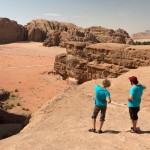Felswände soweit das Auge reicht im Wadi Rum. | Foto: Michael Seidl