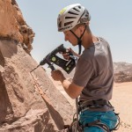 Die Standplätze der Erstbegehung Abu Shakra wurden gebohrt und mit Klebehaken versehen. | Foto: Michael Seidl
