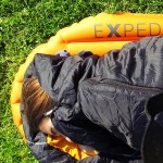 Durch den vergleichsweise schmalen Schnitt bietet die Synmat Hyperlite nur begrenzten Bewegungsspielraum. | Foto: Ulrike Heidinger