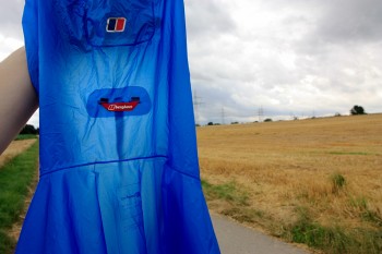 Hauchdünn: Das Hydrohshell-Material ist robuster, als es auf den ersten Blick wirkt. | Foto: Basti Fiedler