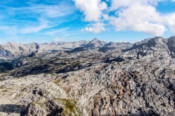 Toller Blick auf die karge Gesteinslandschaft des Steinernen Meers. | Foto: Steinacher/Werntgen
