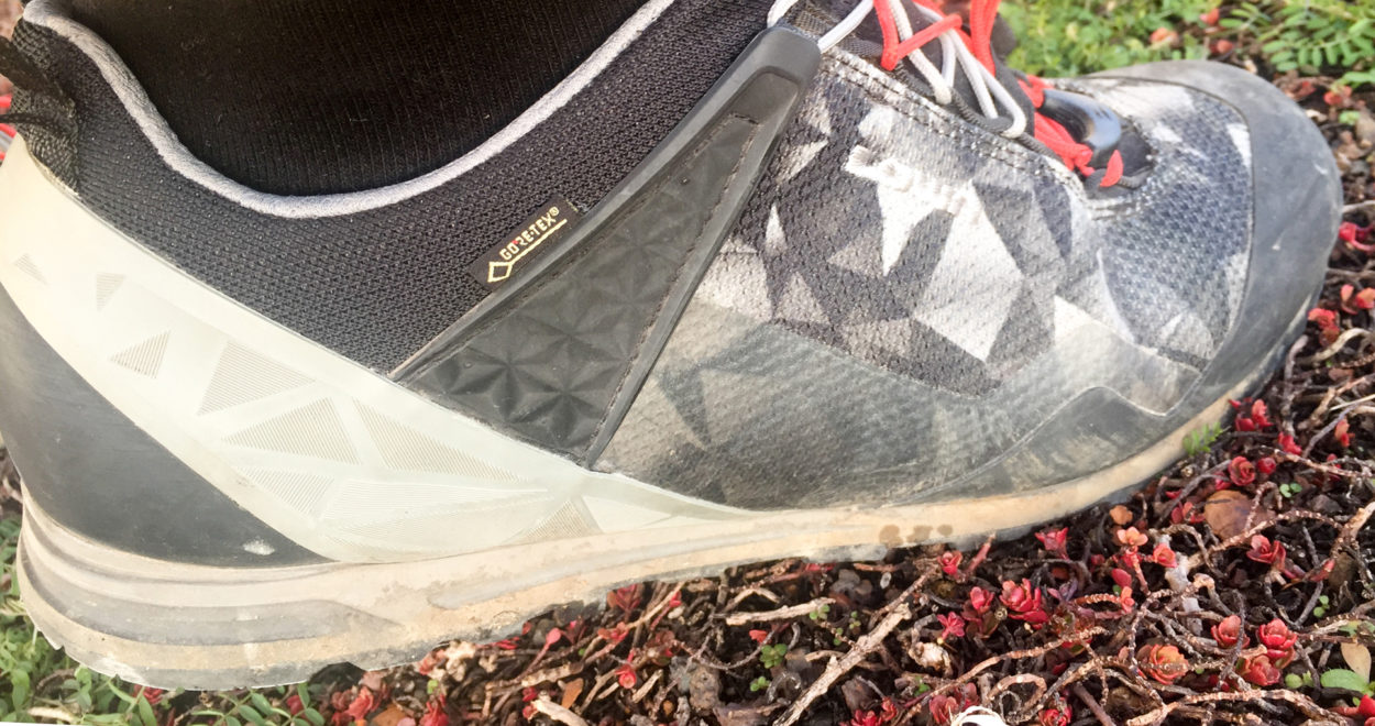 Richtig geschnürt, bereitet auch die etwas härtere Sohle keine Probleme mehr. | Foto: Uwe Daniel