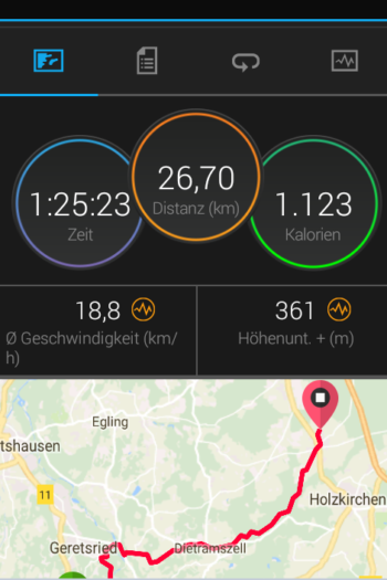 Die Garmin Forerunner 645 Music eignet sich nicht nur fürs Laufen, auch beim Radfahren liefert sie zuverlässig Informationen. | Screenshot: Arnold Zimprich