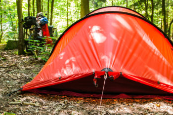 Aufrollbar: Die Apside lässt sich je nach Bedarf nach oben rollen. | Foto: Jens Blume
