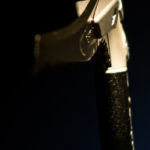 Der Petzl Nomic Eispickel mit Zusatzgewichten