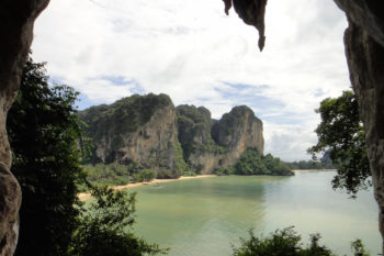 Ausblick auf den Tonsai Beach in Thailand