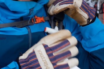 Der Auslösegriff des ABS Rucksacks.