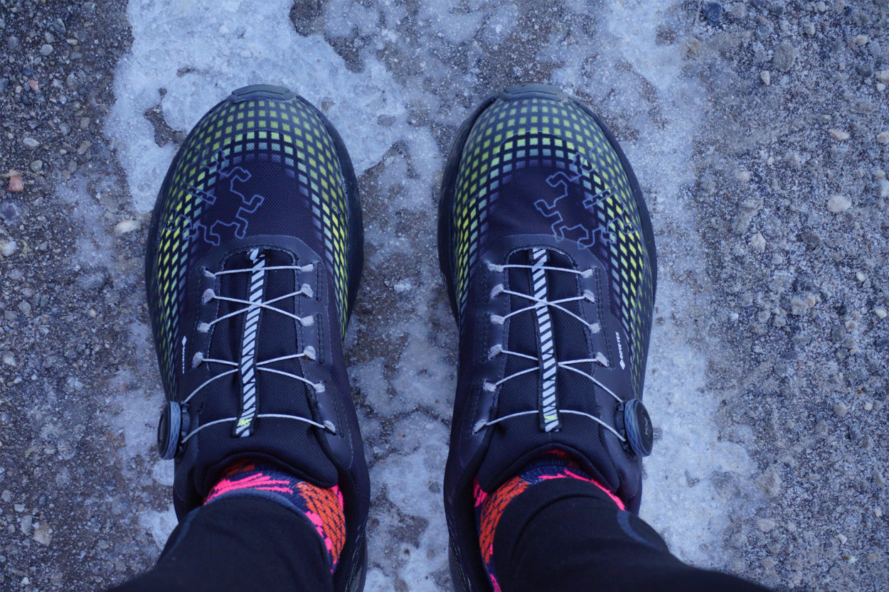 Vogelperspektive Trailrunningschuh